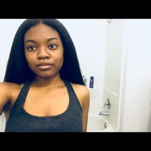 Meet your Posher, Kayla